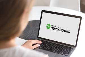 intuit quickbooks on a desktop